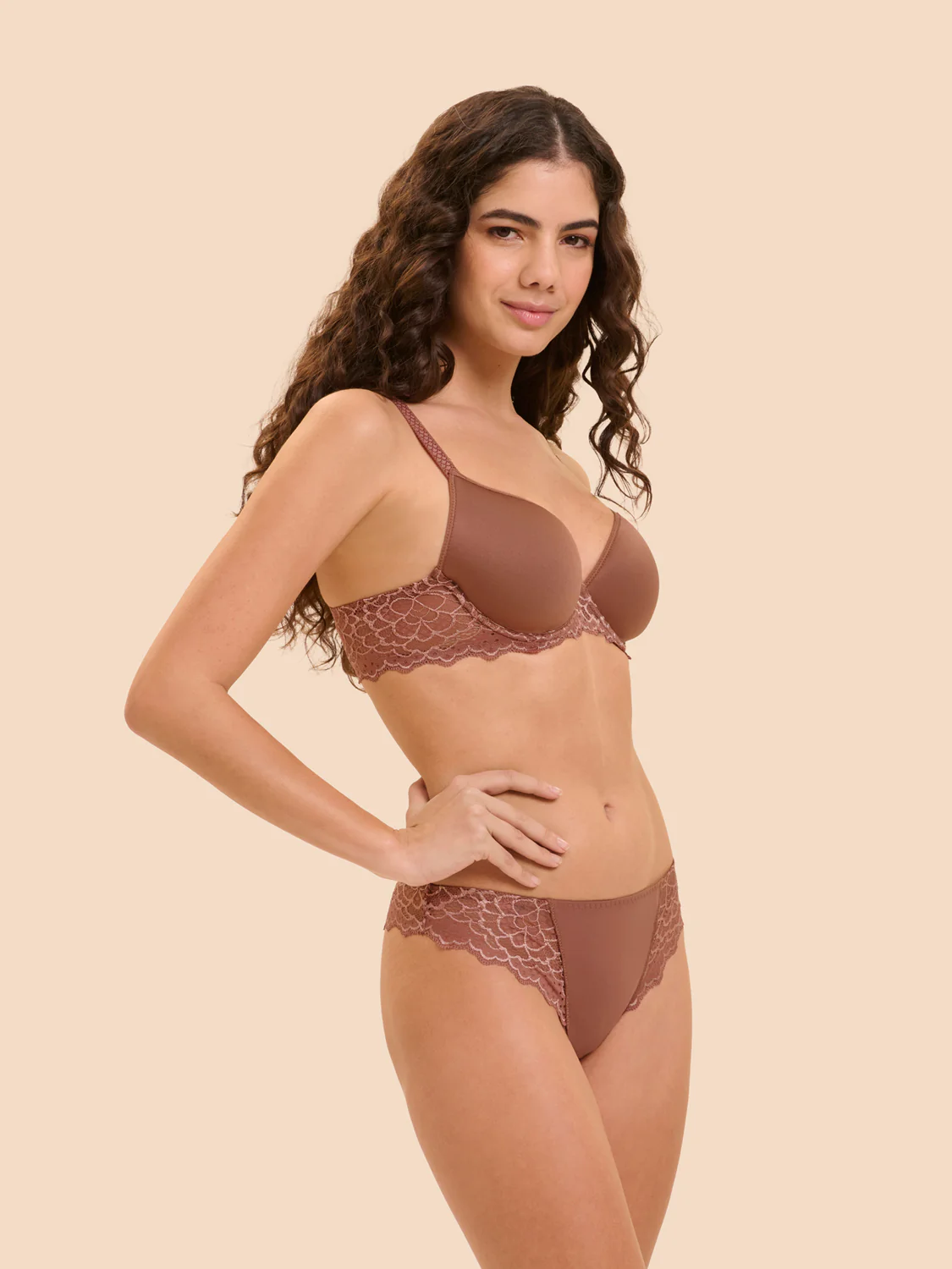 Soutien-gorge spacer décolleté plongeant - Brun coco - Image 3