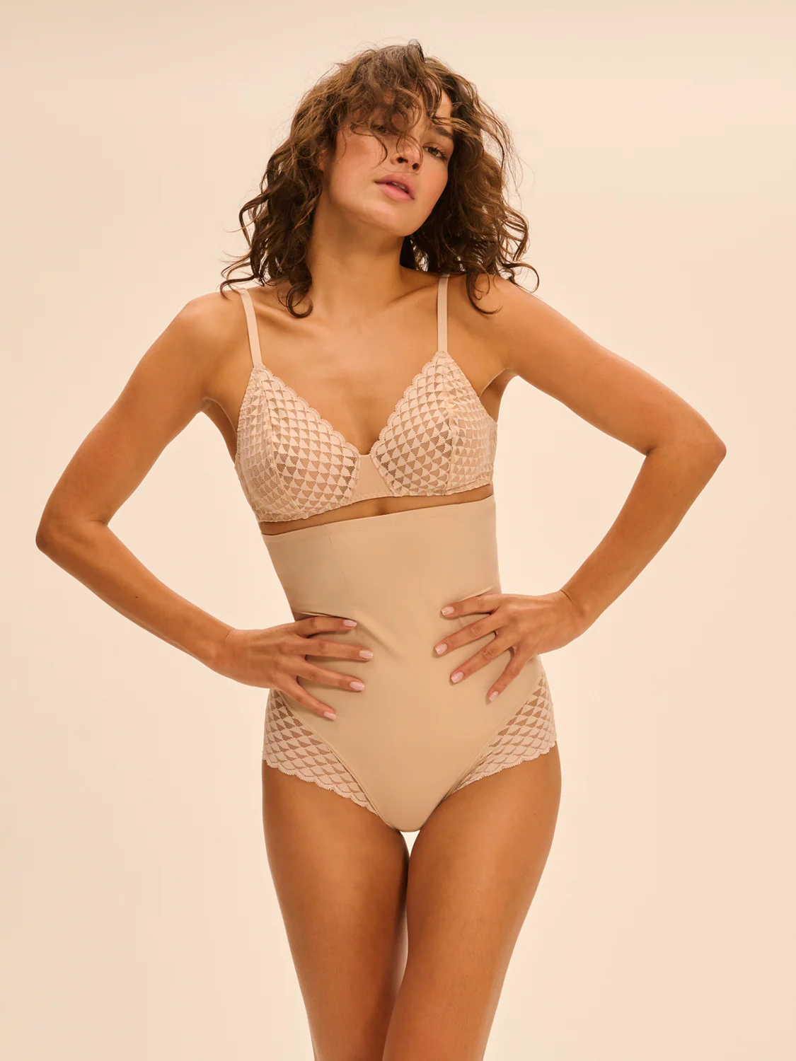 Culotte gainante taille haute - Peau Rosée - Image 3