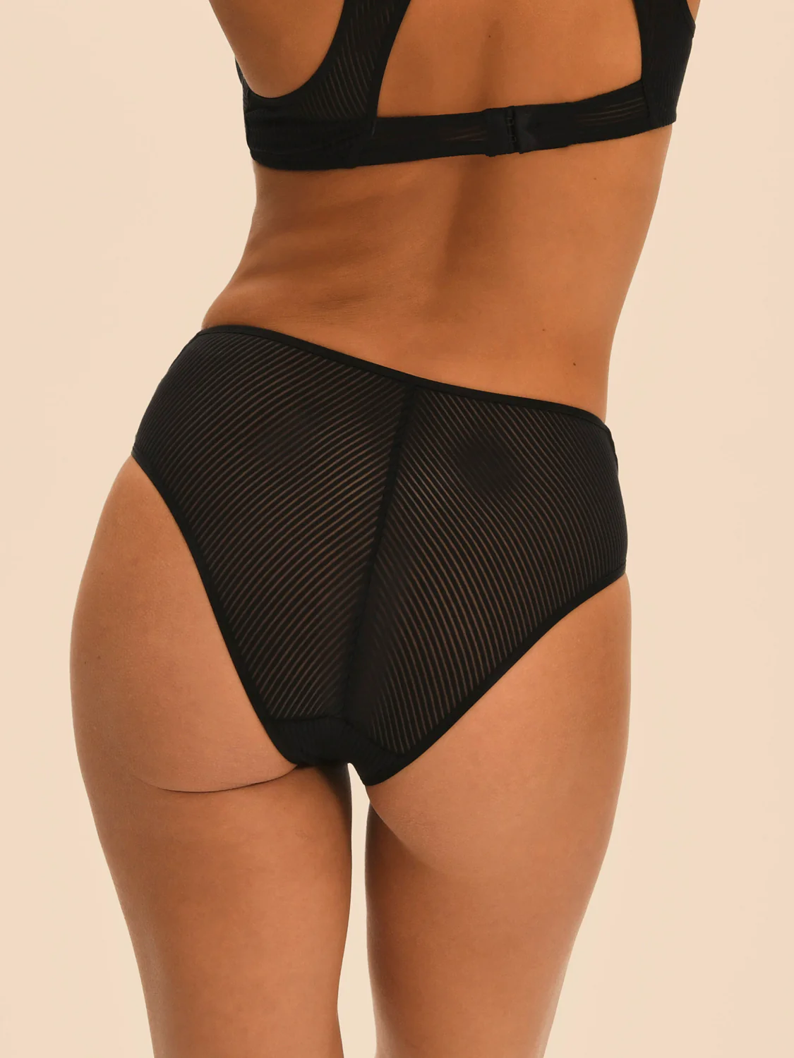 Culotte taille haute - Noir - Image 2