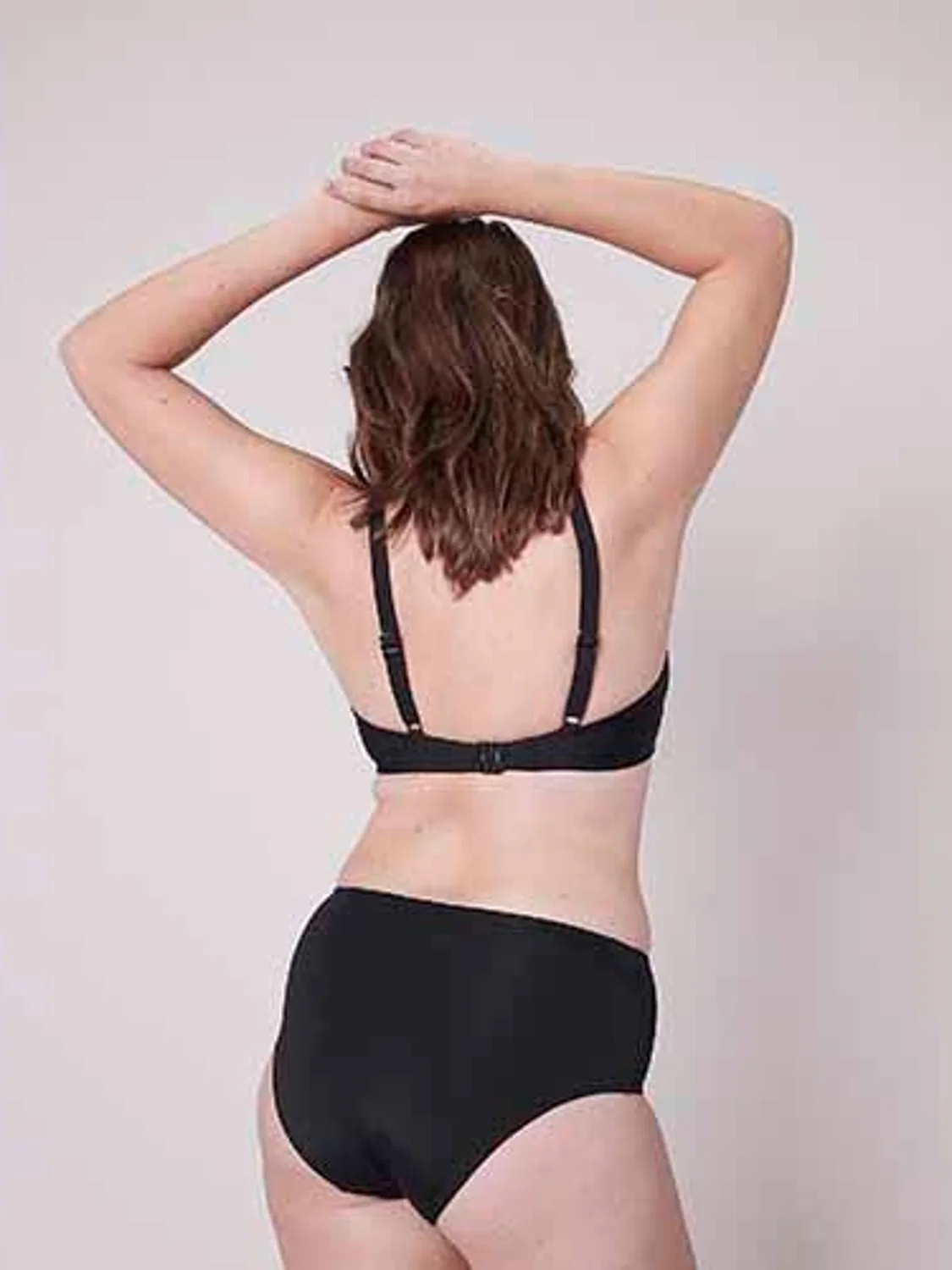 Haut de maillot de bain avec armatures - Noir - Image 4