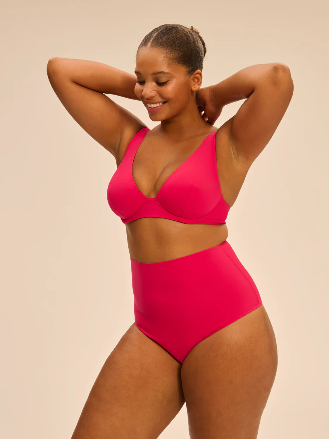 Haut de maillot de bain triangle avec armatures - Lipstick - Image 11