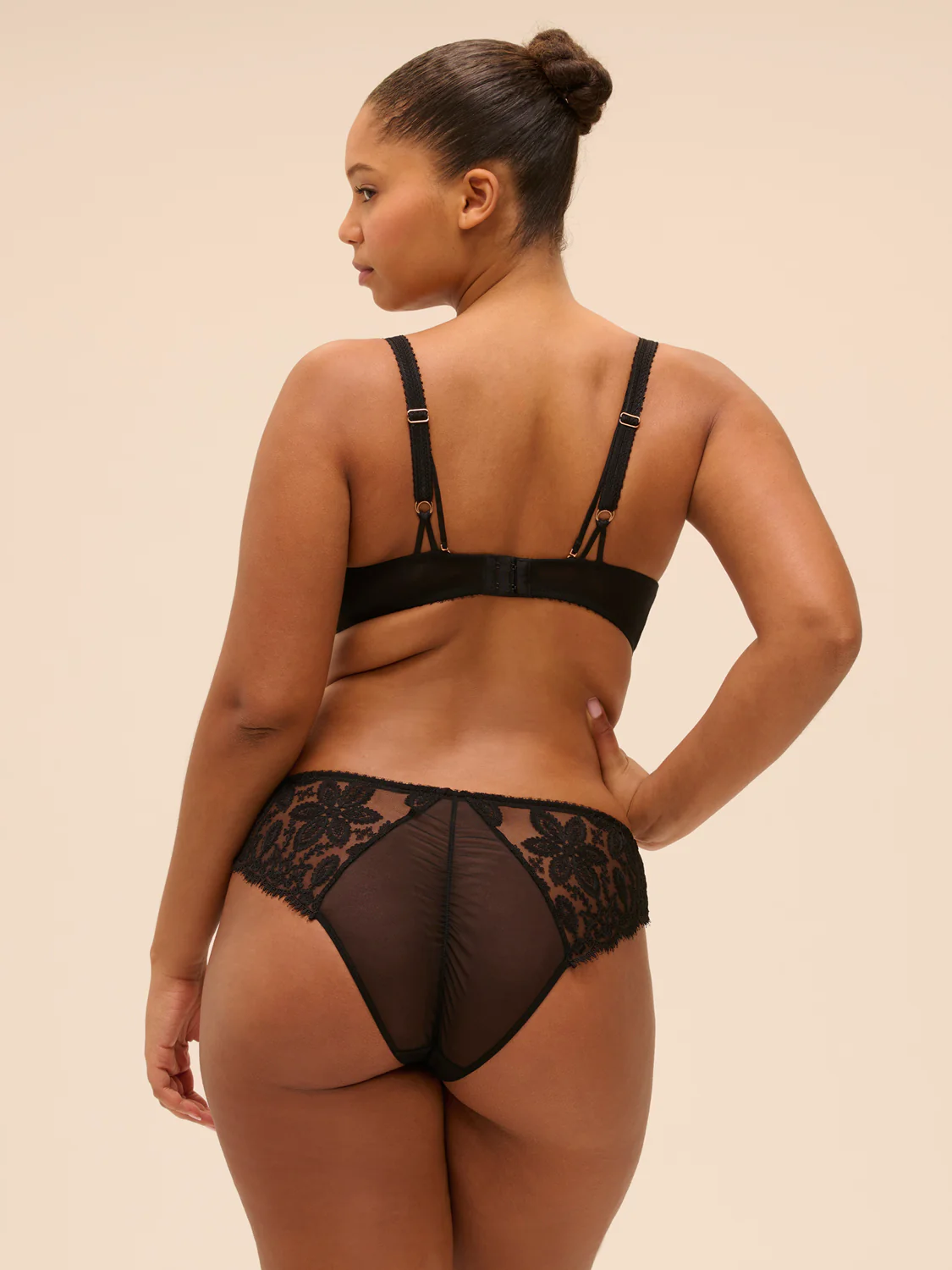 Soutien-gorge armatures - Noir - Image 17