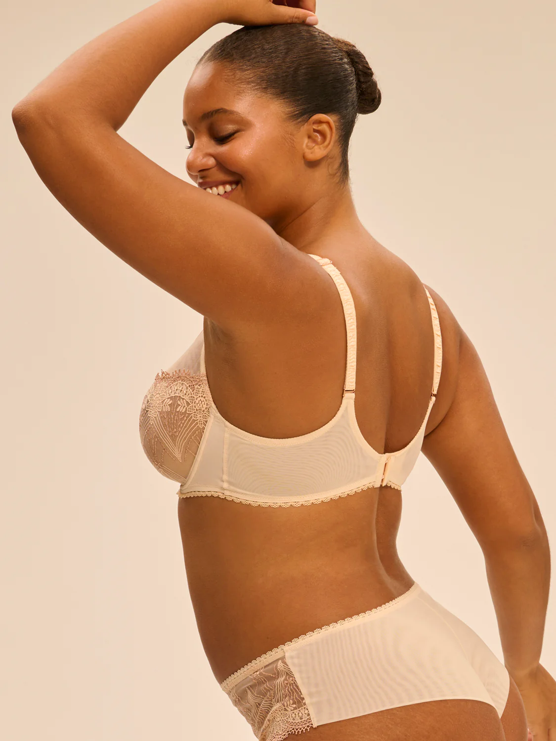 Soutien-gorge avec armature décolleté plongeant - Beige Chic - Image 10