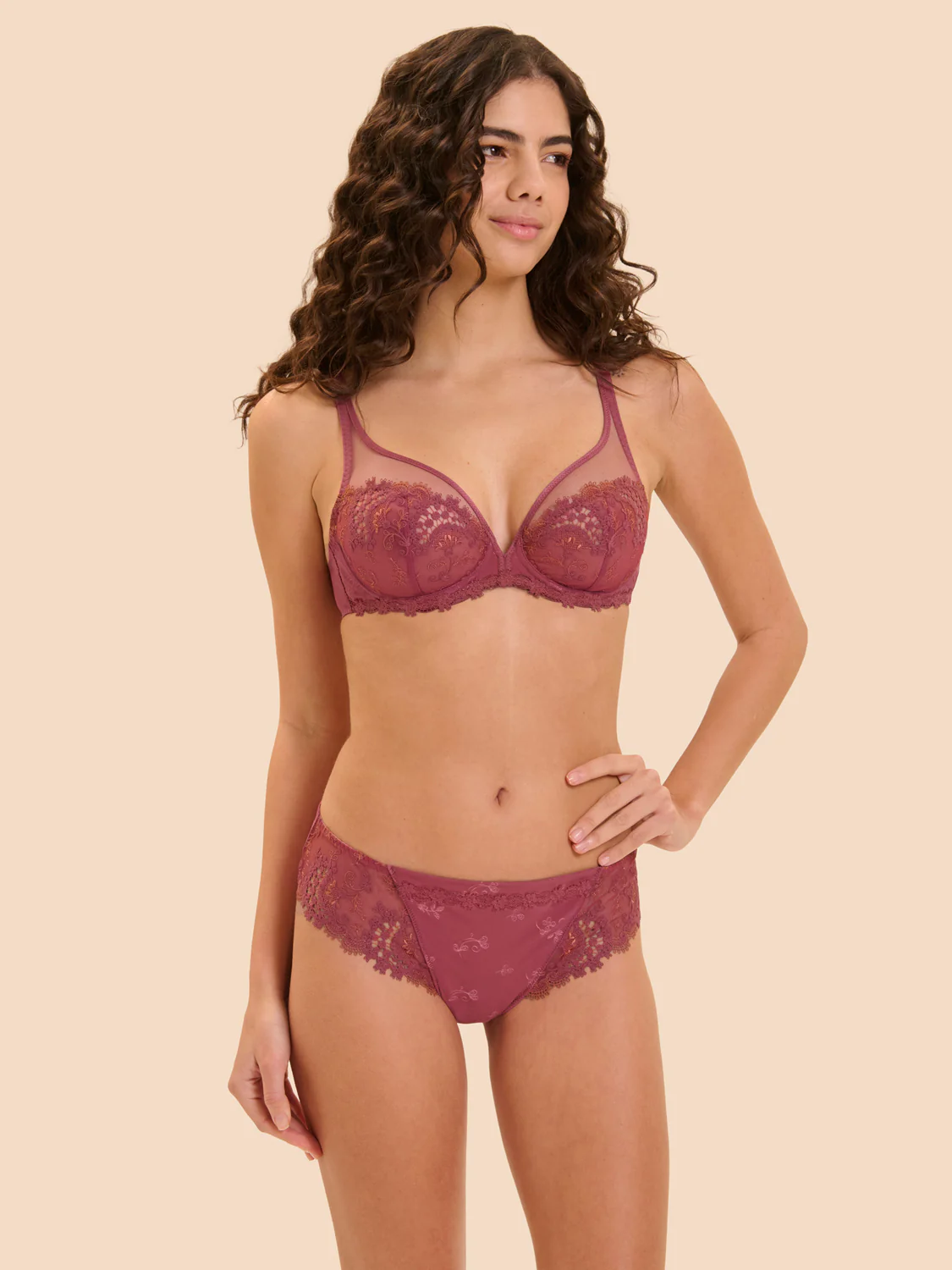 Soutien-gorge avec armature décolleté plongeant - Rose Santal - Image 4