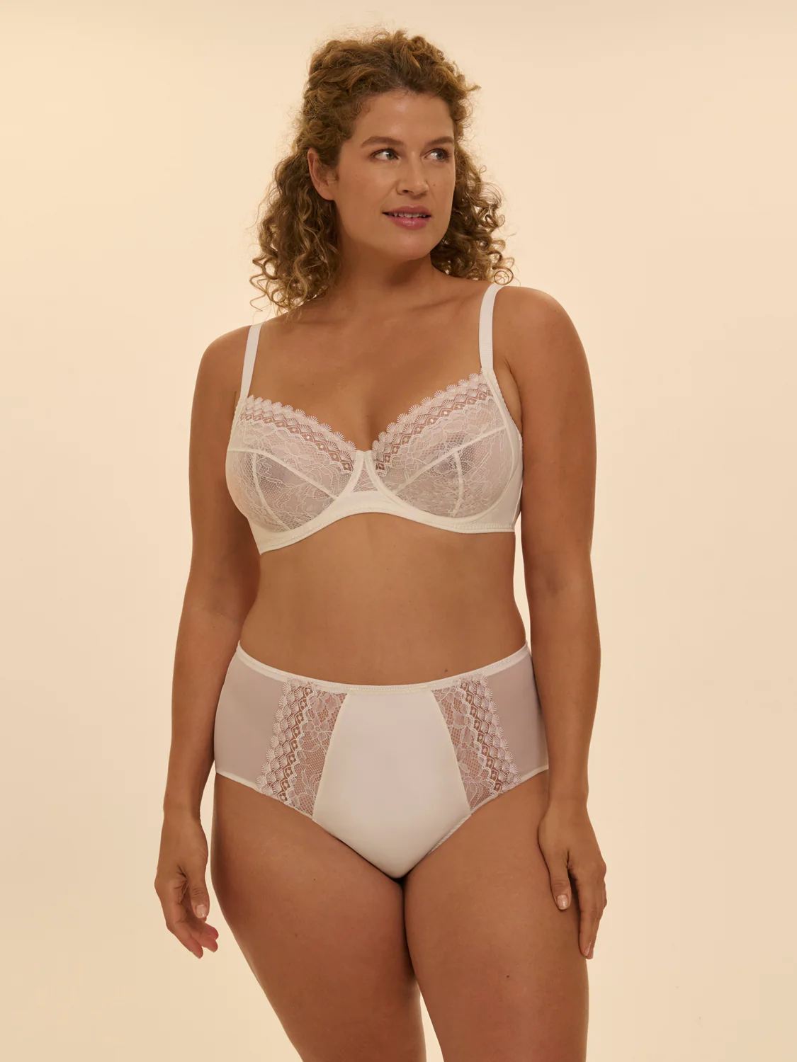 Soutien-gorge avec armature emboitant - Naturel - Image 5