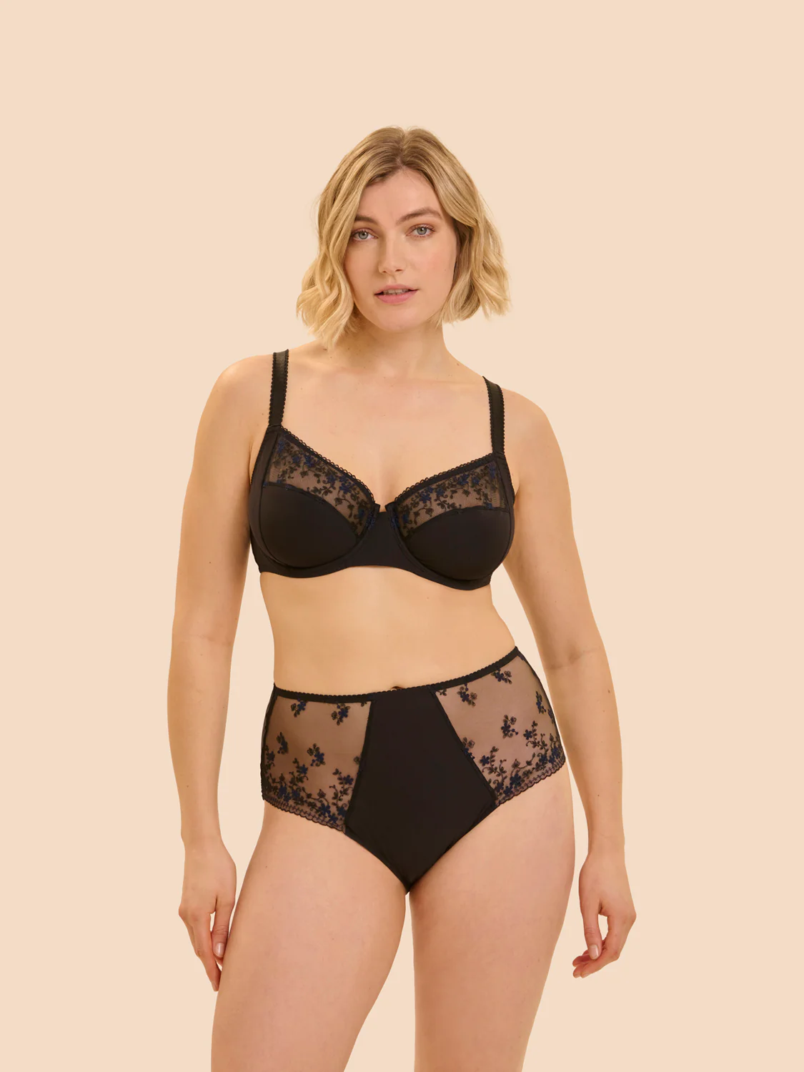 Soutien-gorge avec armature emboitant - Noir - Image 3