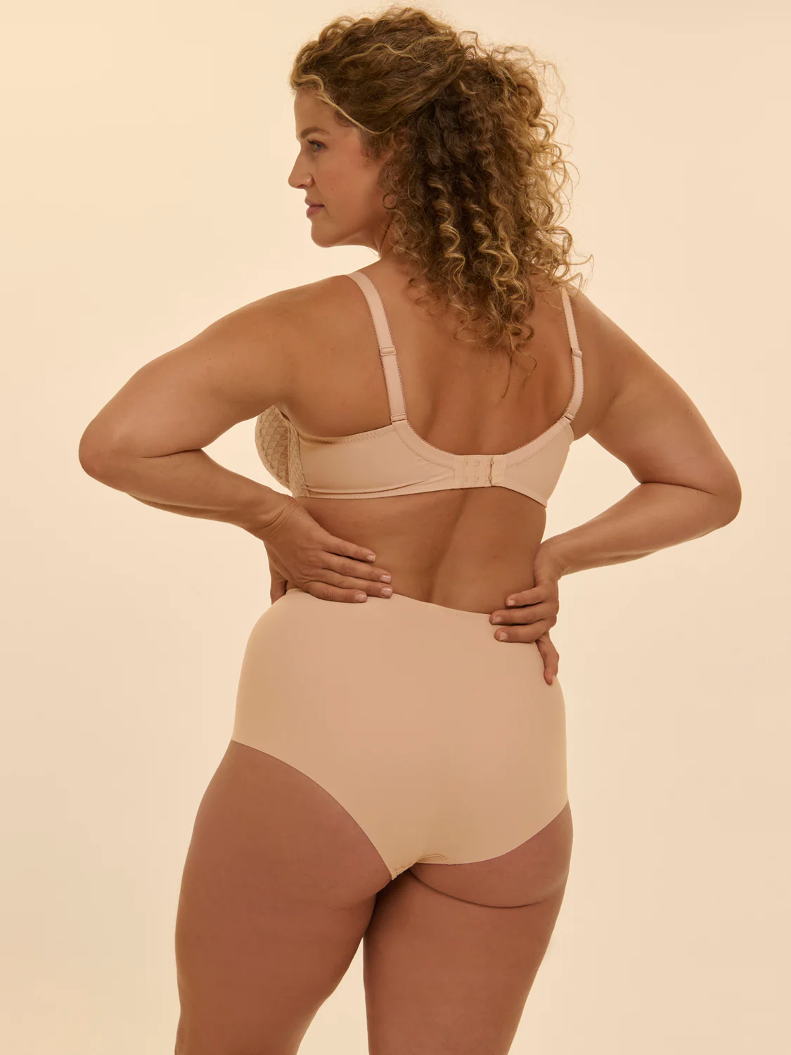 Soutien-gorge avec armature emboitant - Peau Rosée - Image 7