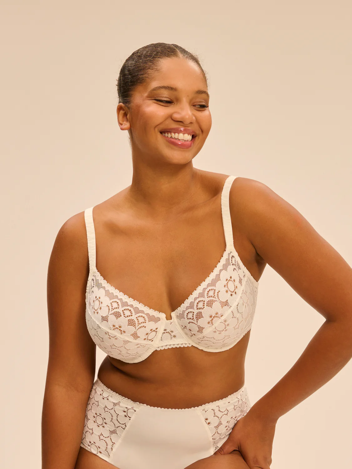 Soutien-gorge avec armatures classique - Naturel - Image 9