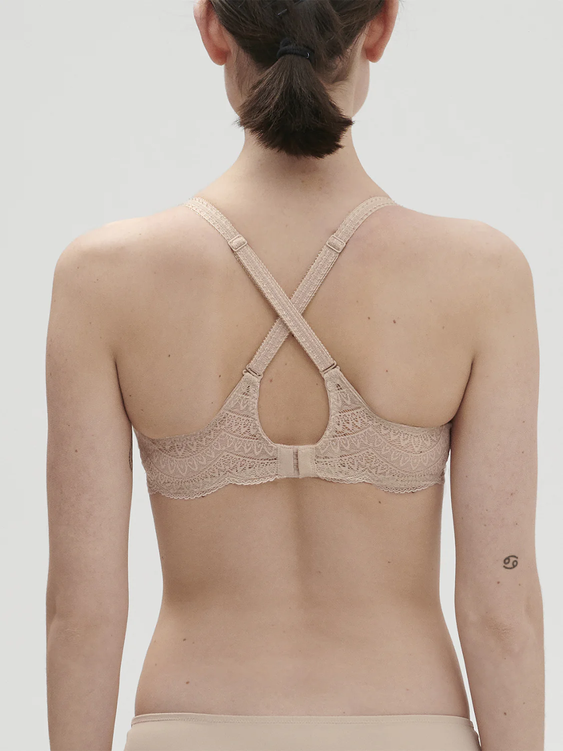 Soutien-gorge avec armatures classique - Peau Rosée - Image 2