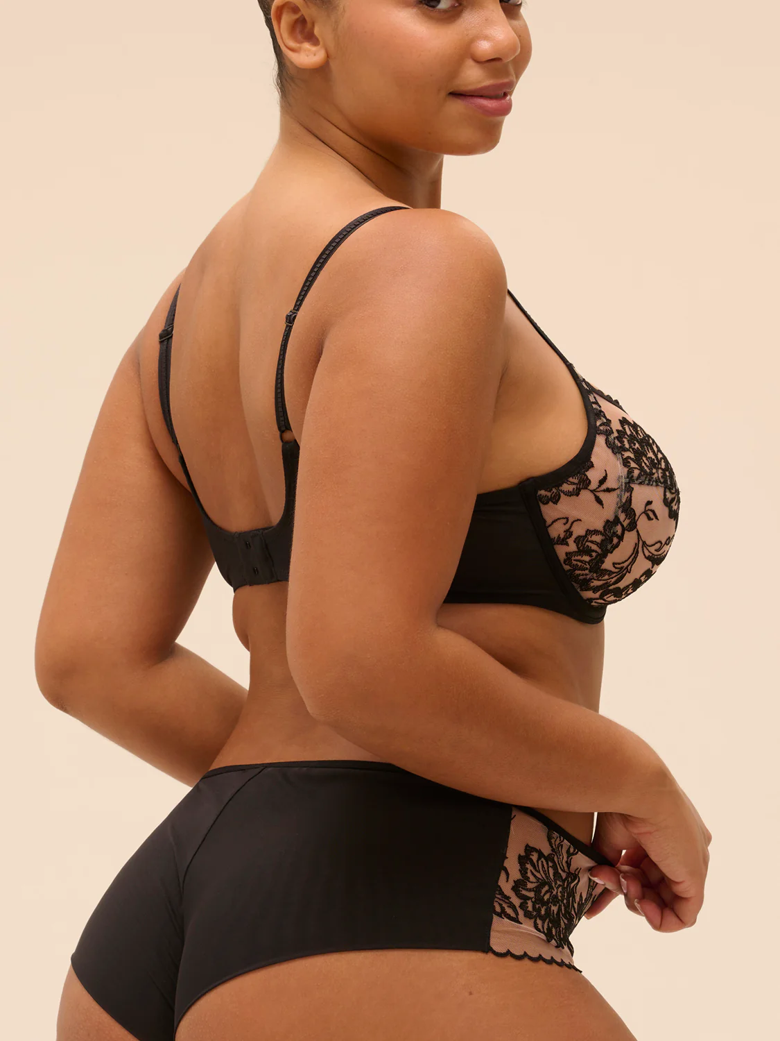 Soutien-gorge avec armatures décolleté carré - Light Tatoo - Image 3