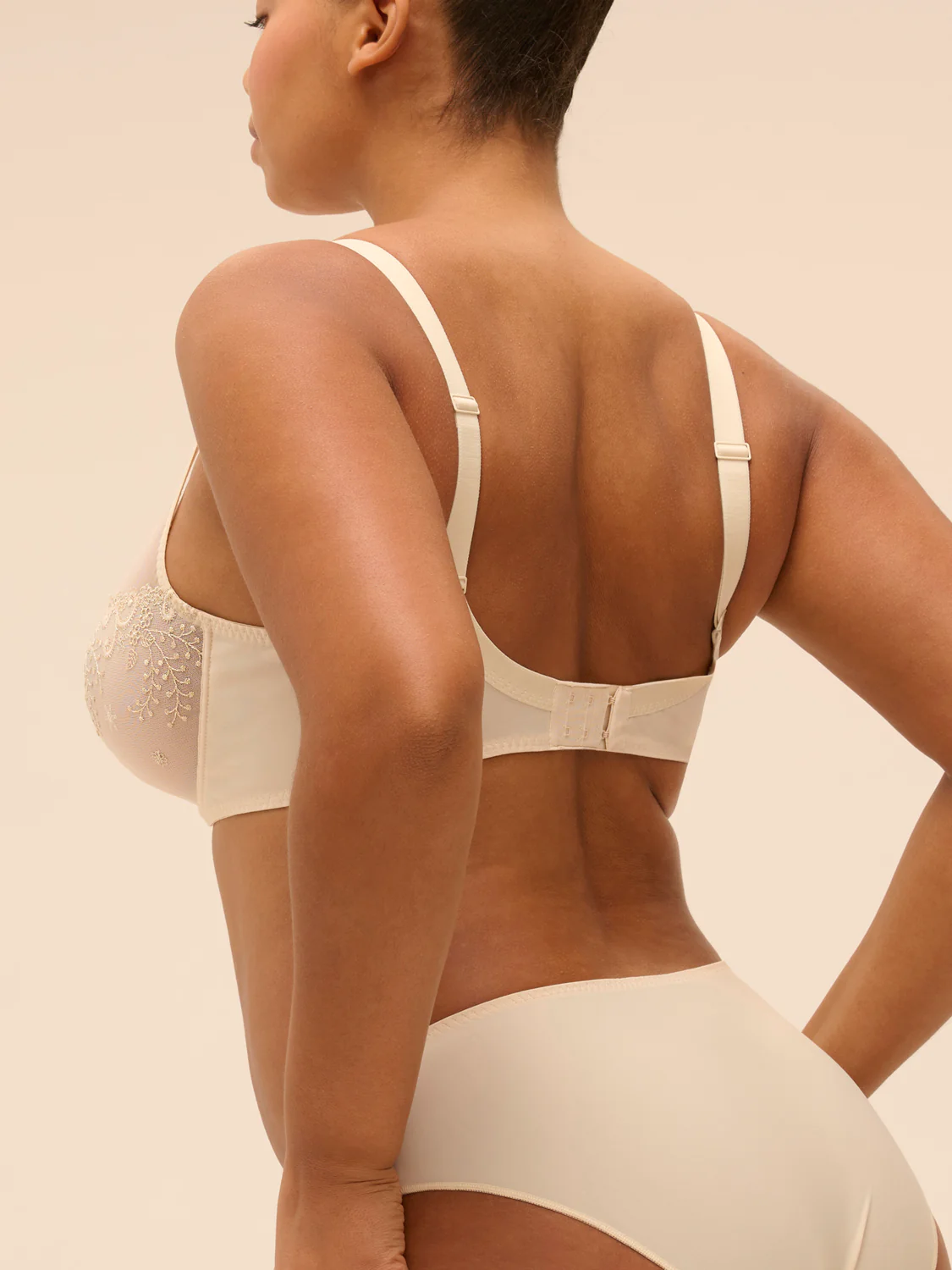 Soutien-gorge avec armatures décolleté plongeant - Beige Topaze - Image 11