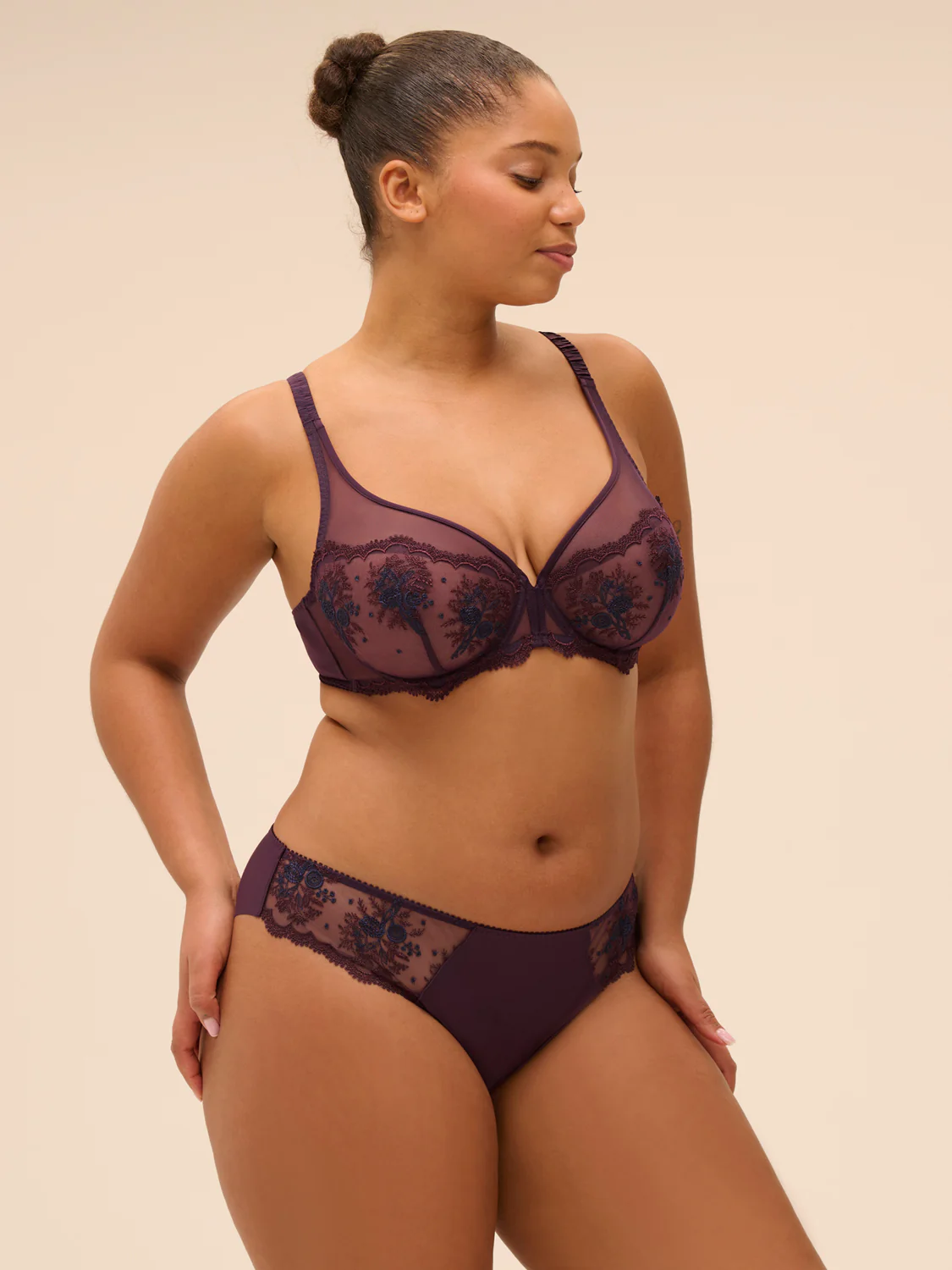 Soutien-gorge avec armatures décolleté plongeant - Figue - Image 10