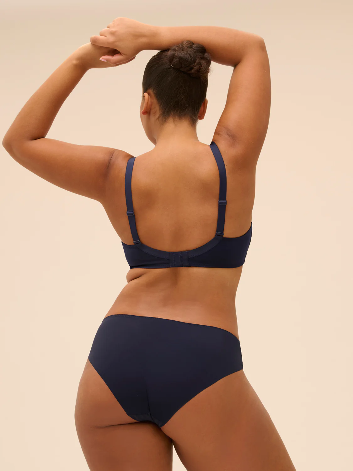 Soutien-gorge avec armatures décolleté plongeant - Saphir - Image 12