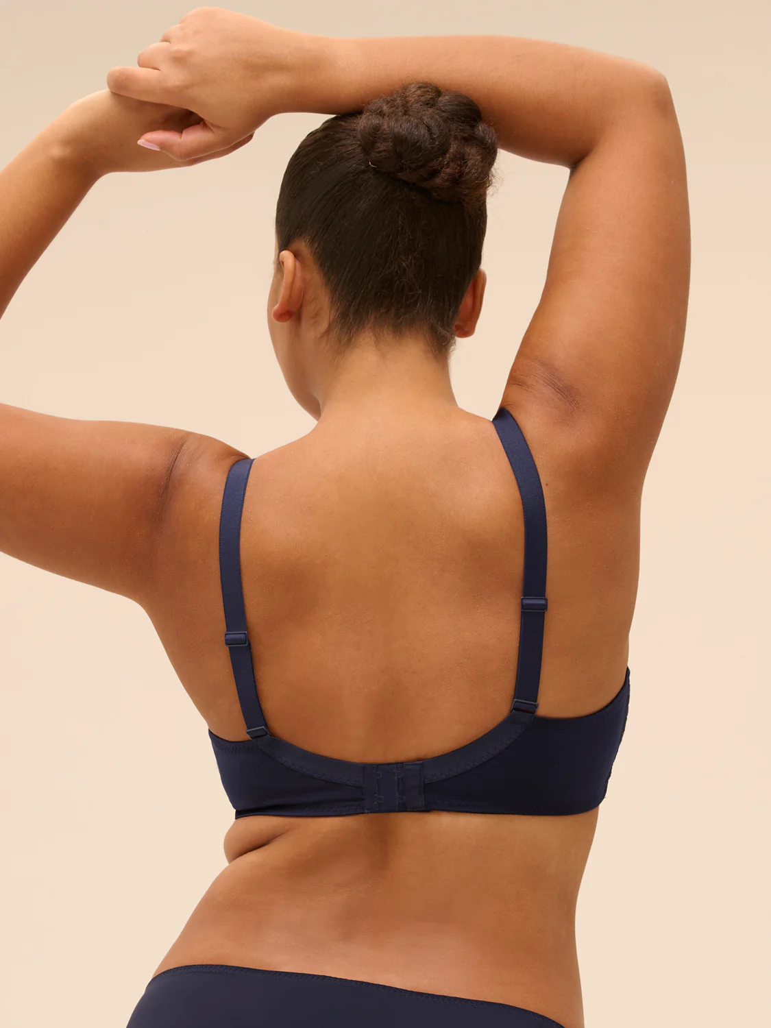 Soutien-gorge avec armatures décolleté plongeant - Saphir - Image 9