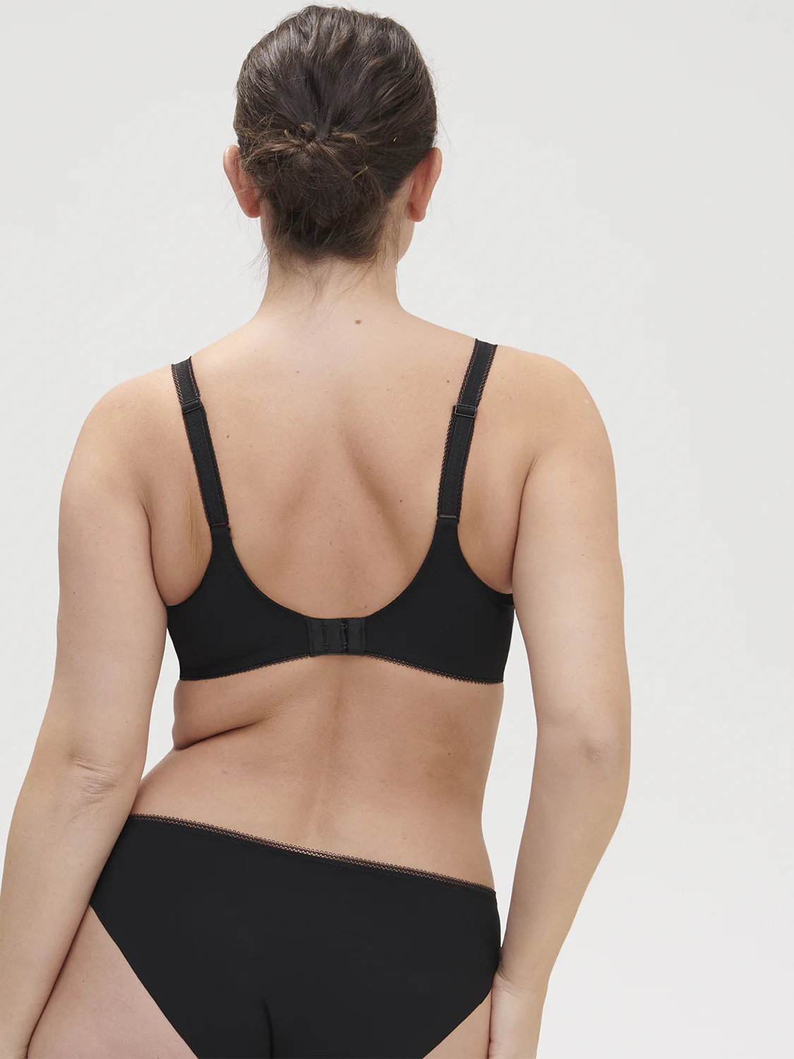 Soutien-gorge avec armatures emboitant - Noir - Image 2
