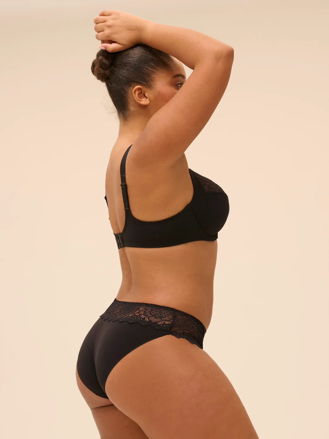 Soutien-gorge emboitant grande taille - Noir - Image 6
