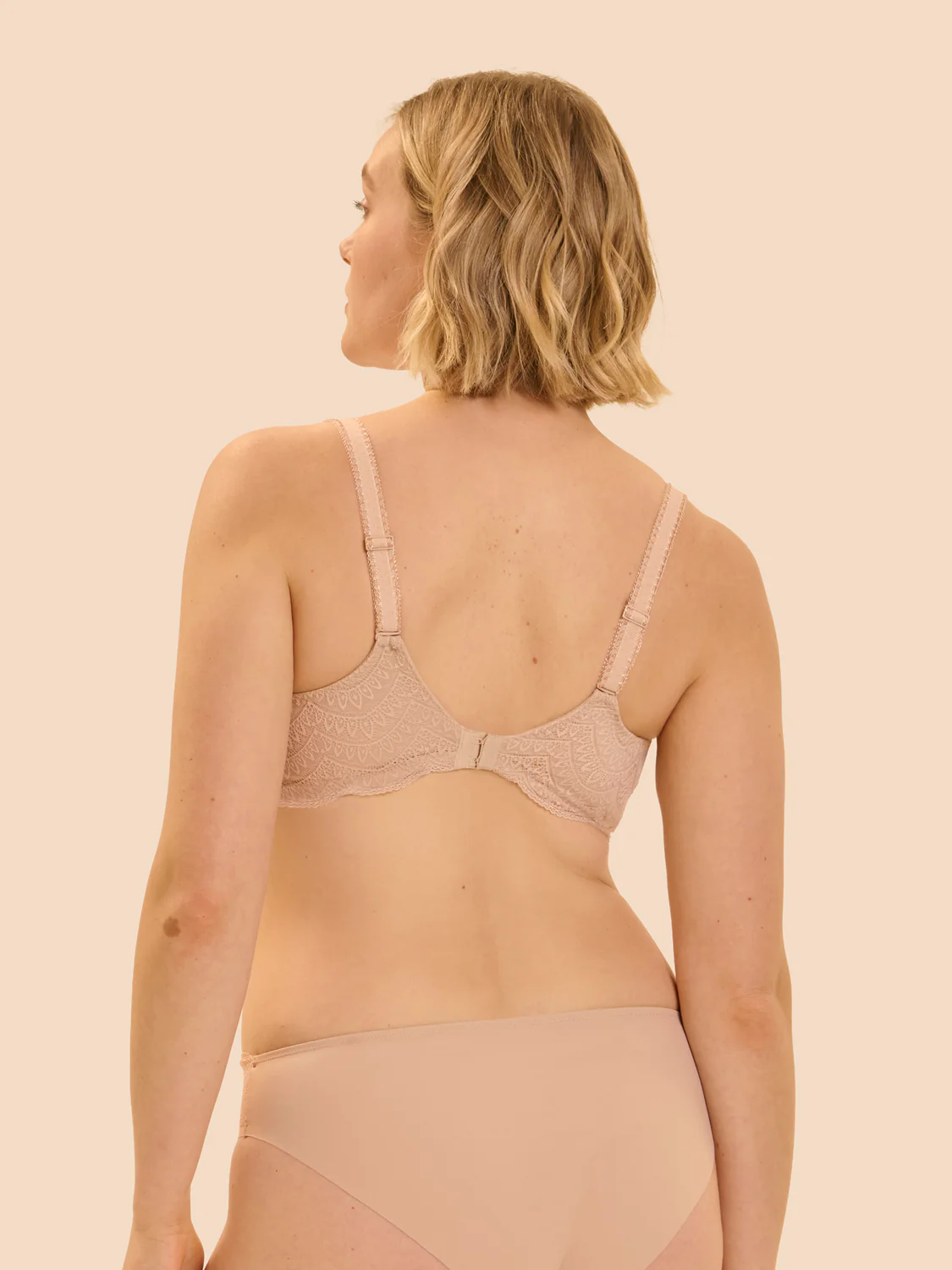 Soutien-gorge avec armatures emboitant - Peau Rosée - Image 2