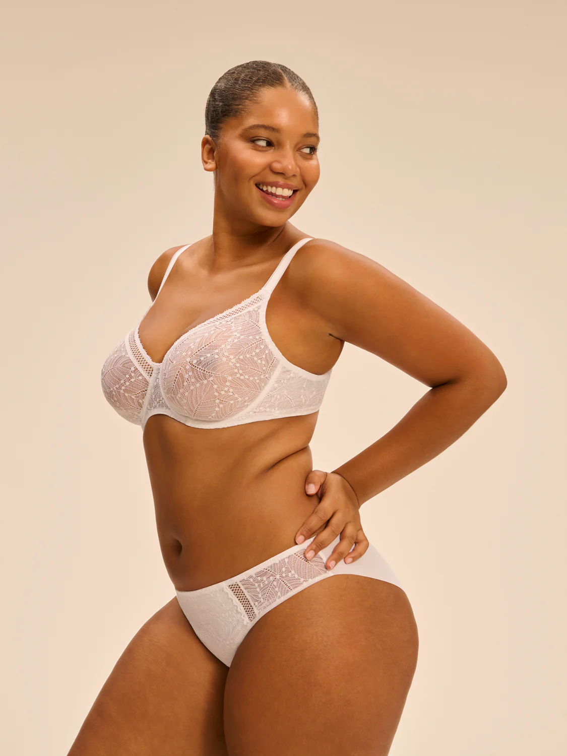 Soutien-gorge avec armatures moulé décolleté plongeant - Blanc - Image 12