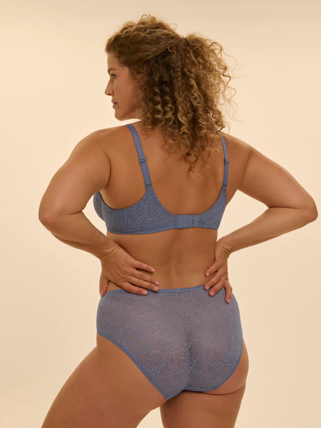 Soutien-gorge avec armatures moulé décolleté plongeant - Bleu Chambray - Image 14