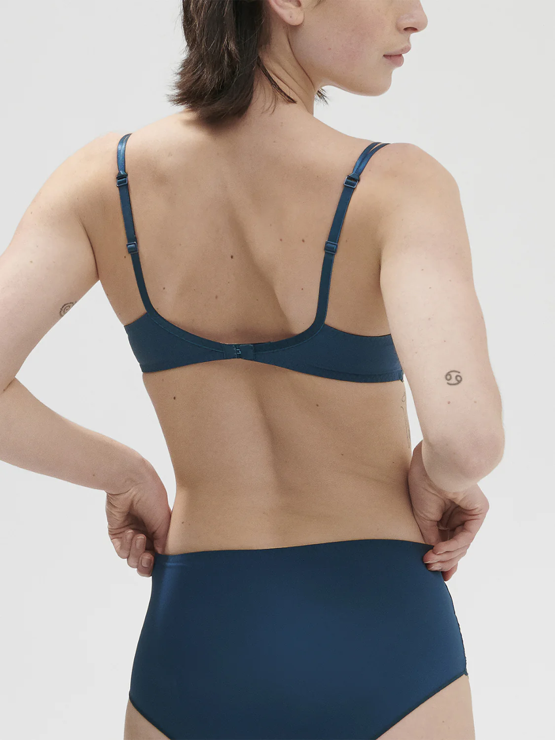 Soutien-gorge décolleté carré en spacer 3D - Bleu Prestige - Image 2