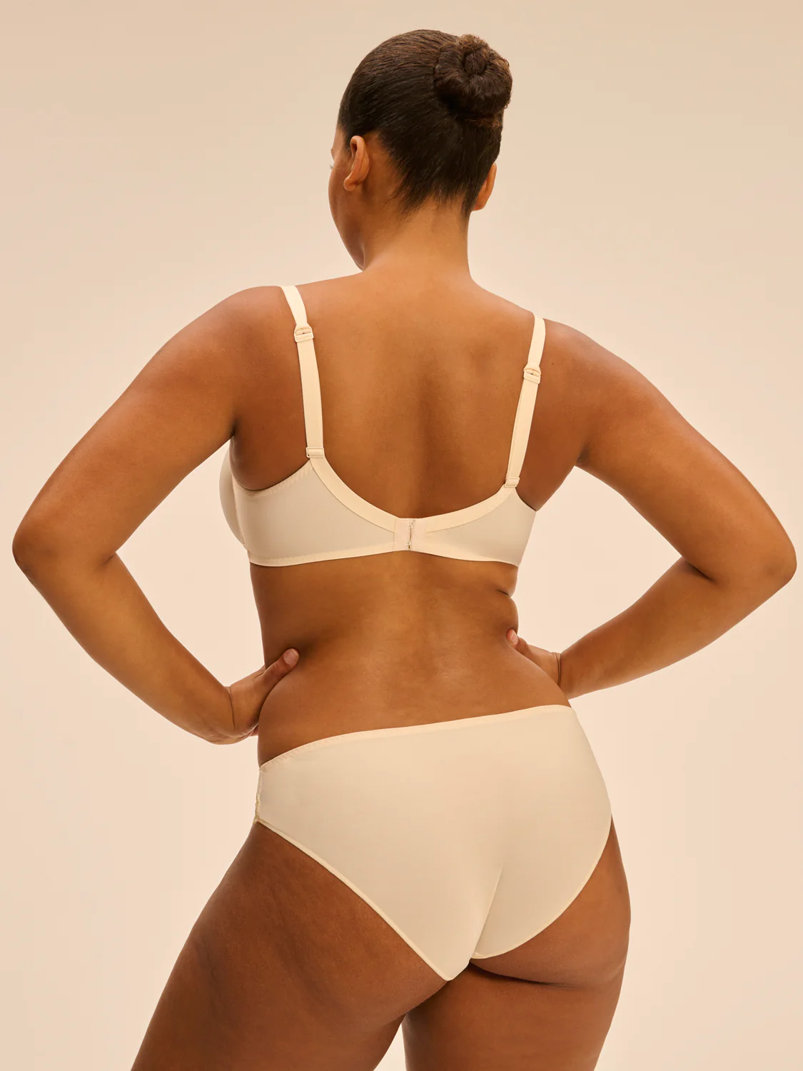 Soutien-gorge décolleté carré en spacer 3D - Pampa - Image 10