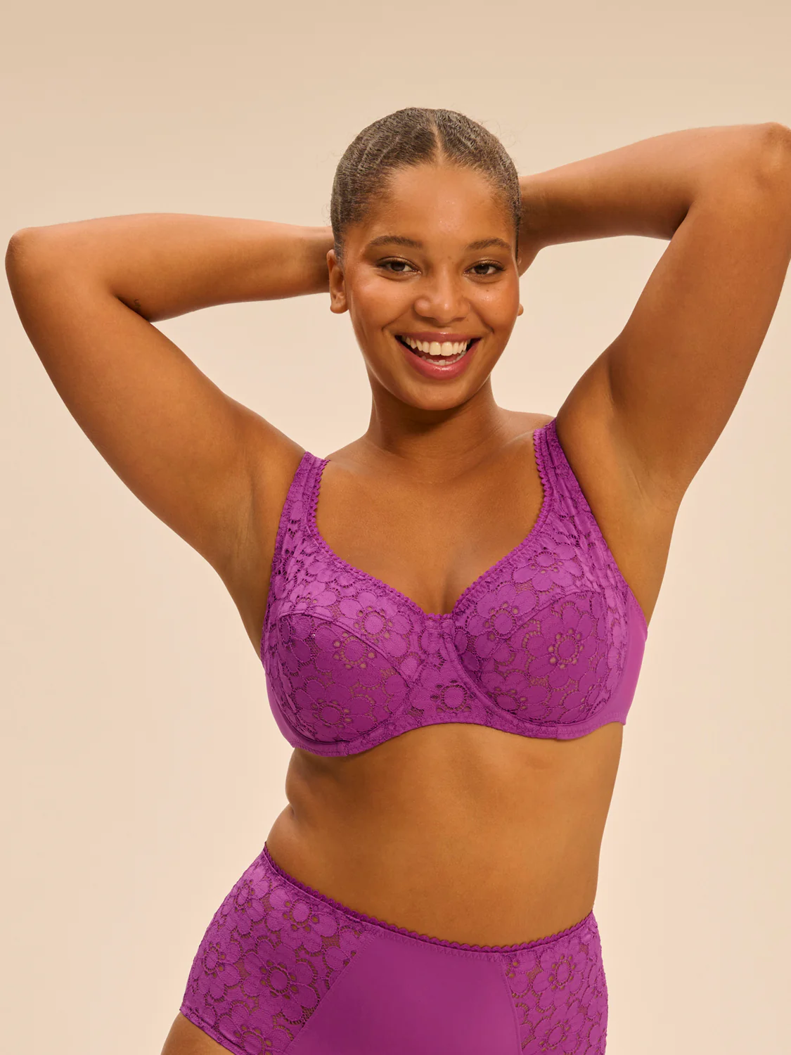 Soutien-gorge emboitant plongeant - Violet Divine - Image 4