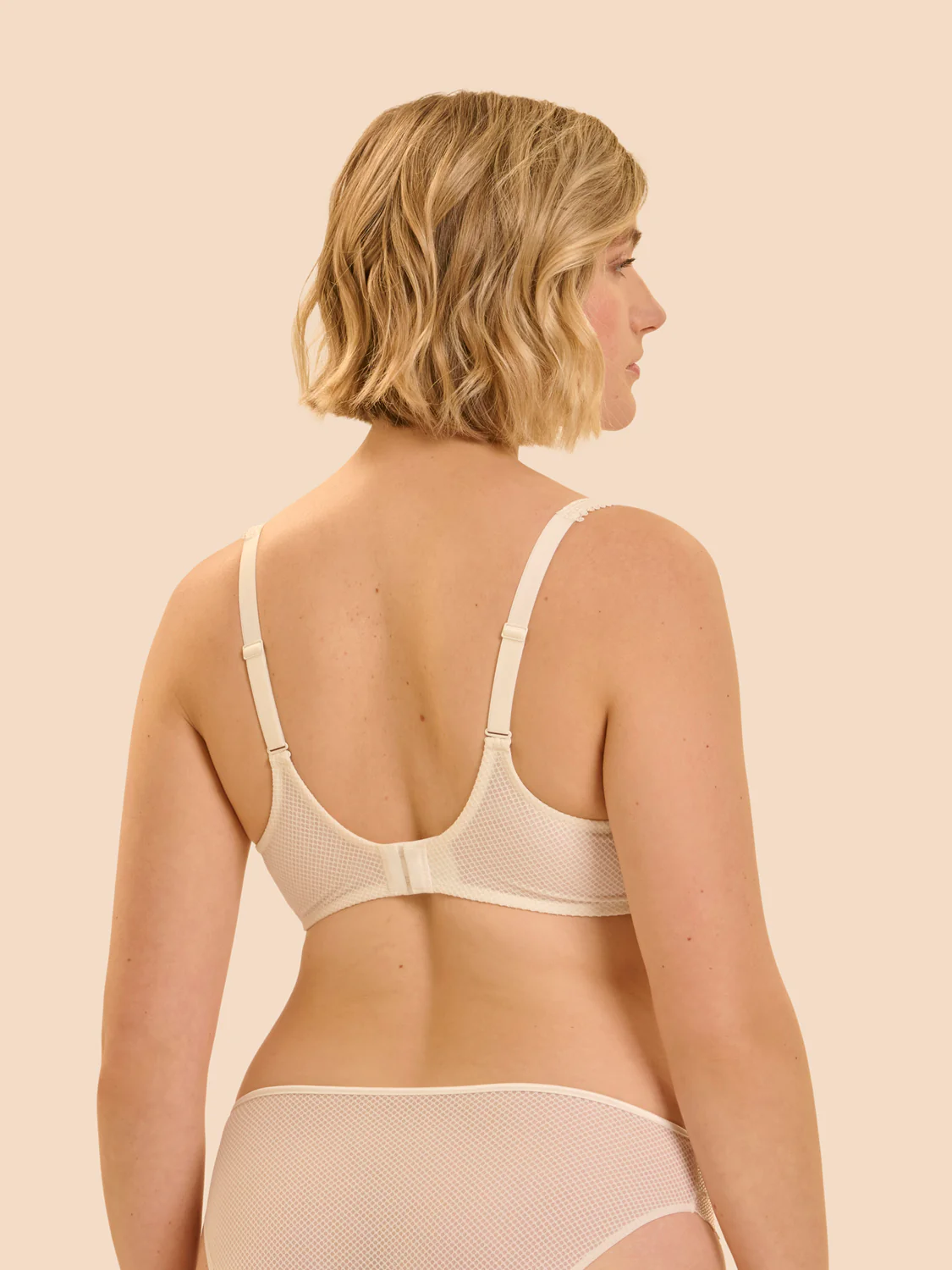 Soutien-gorge emboitant pour poitrine généreuse - Naturel - Image 2