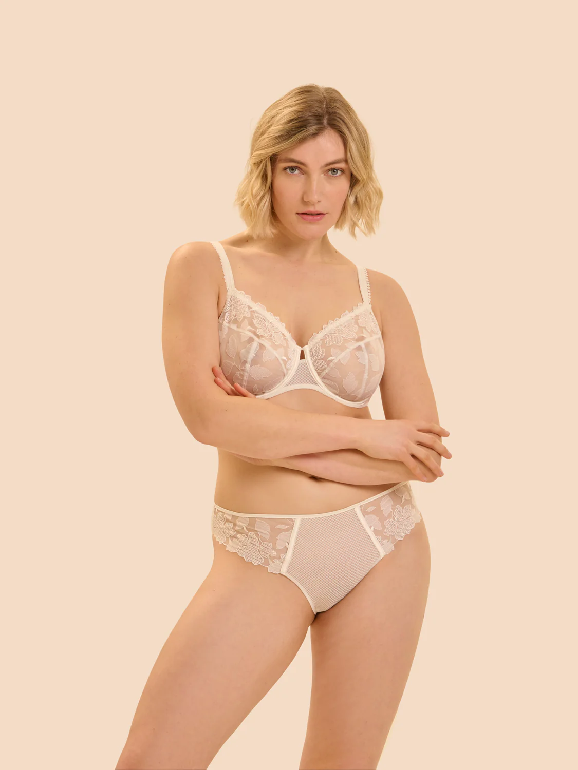 Soutien-gorge emboitant pour poitrine généreuse - Naturel - Image 3