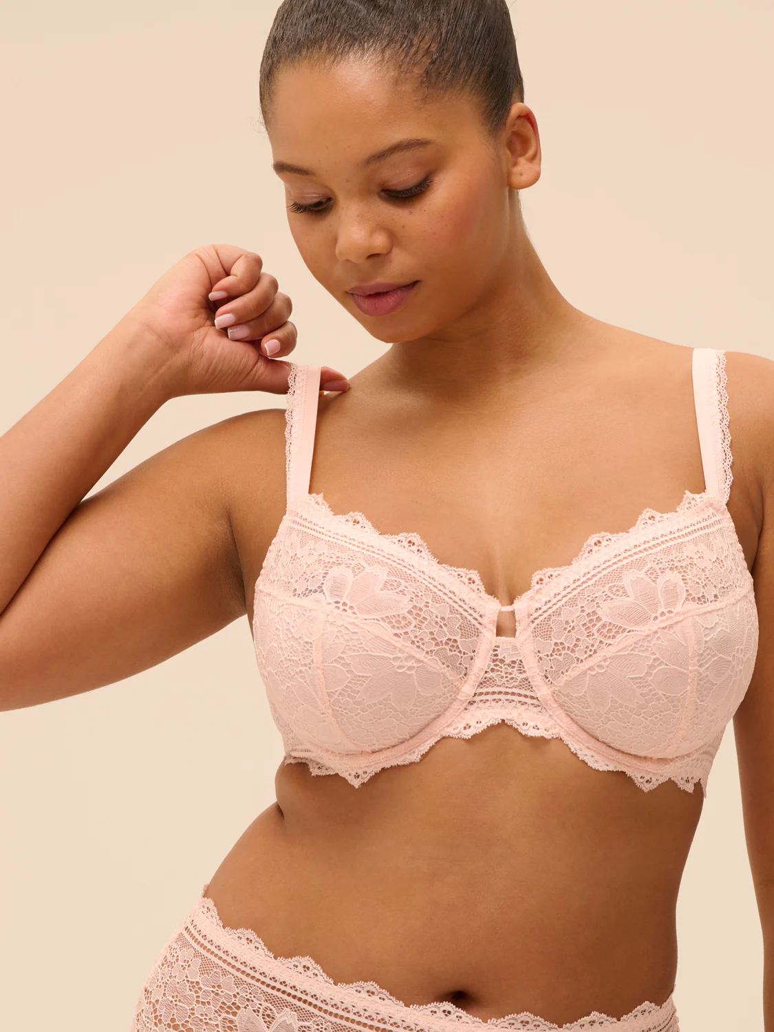 Soutien-gorge emboitant pour poitrine généreuse - Poudre Pétale - Image 2