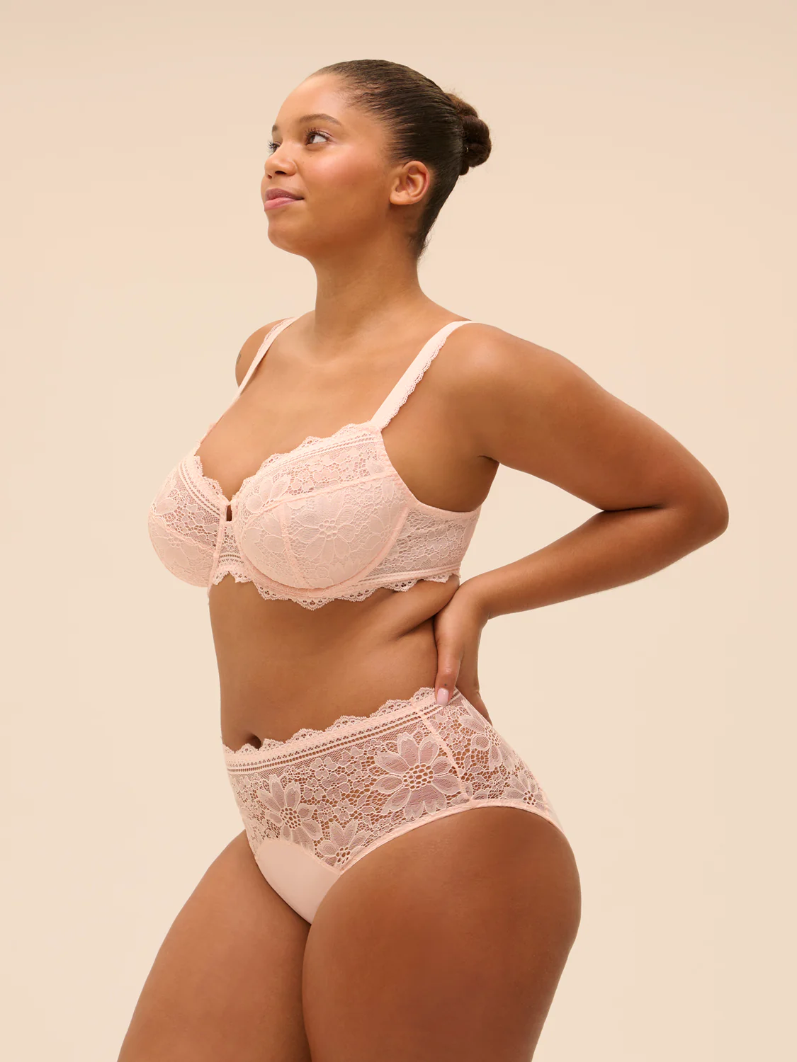 Soutien-gorge emboitant pour poitrine généreuse - Poudre Pétale - Image 4