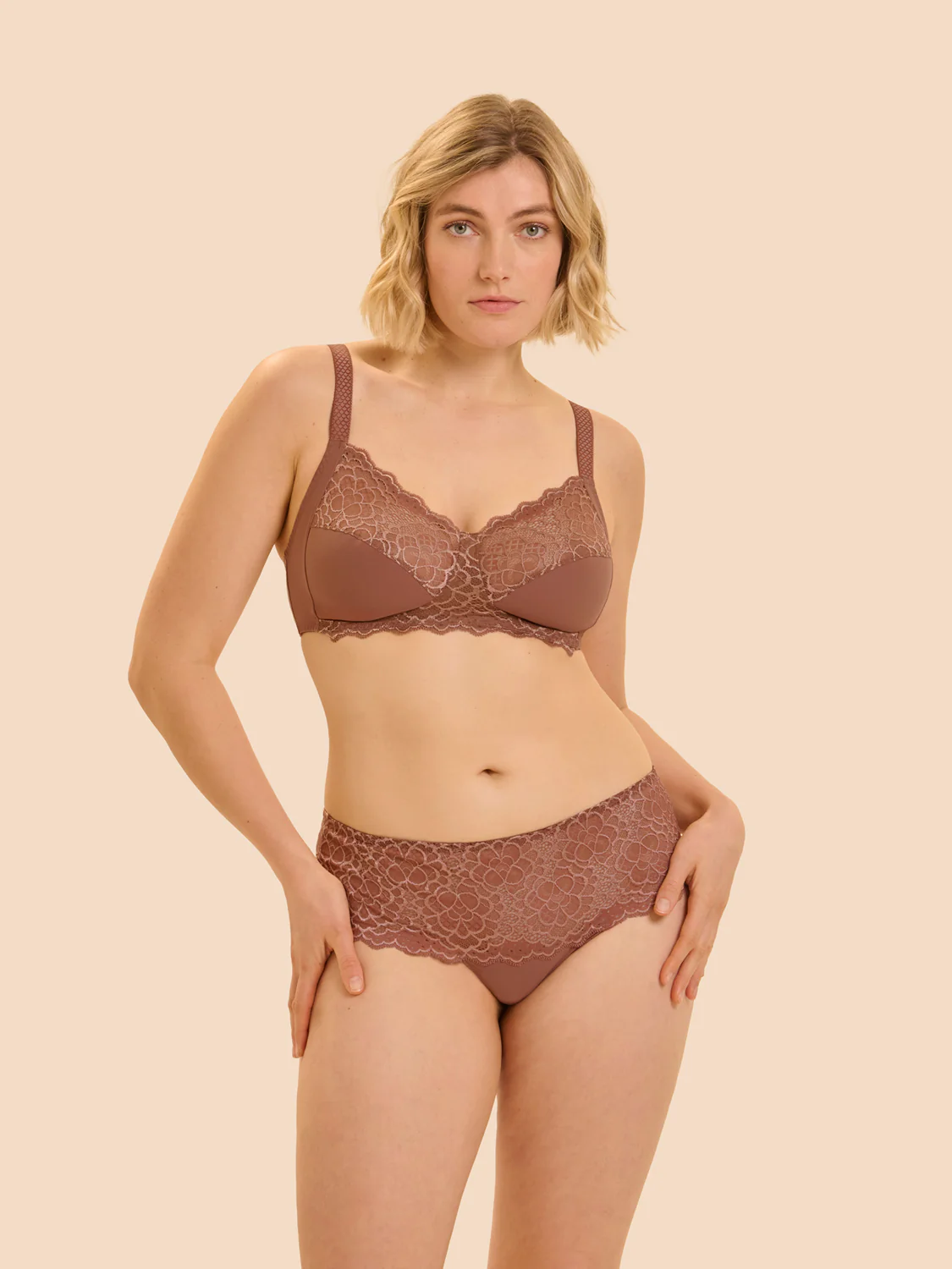 Soutien-gorge sans-armatures structuré - Brun coco - Image 3