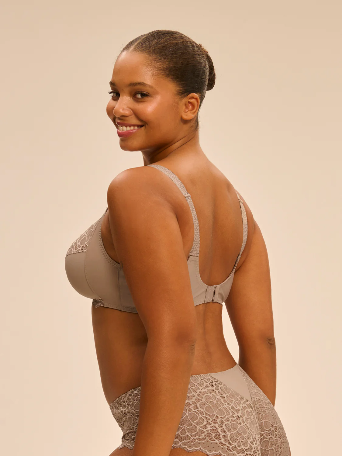 Soutien-gorge sans-armatures structuré - Grège - Image 6
