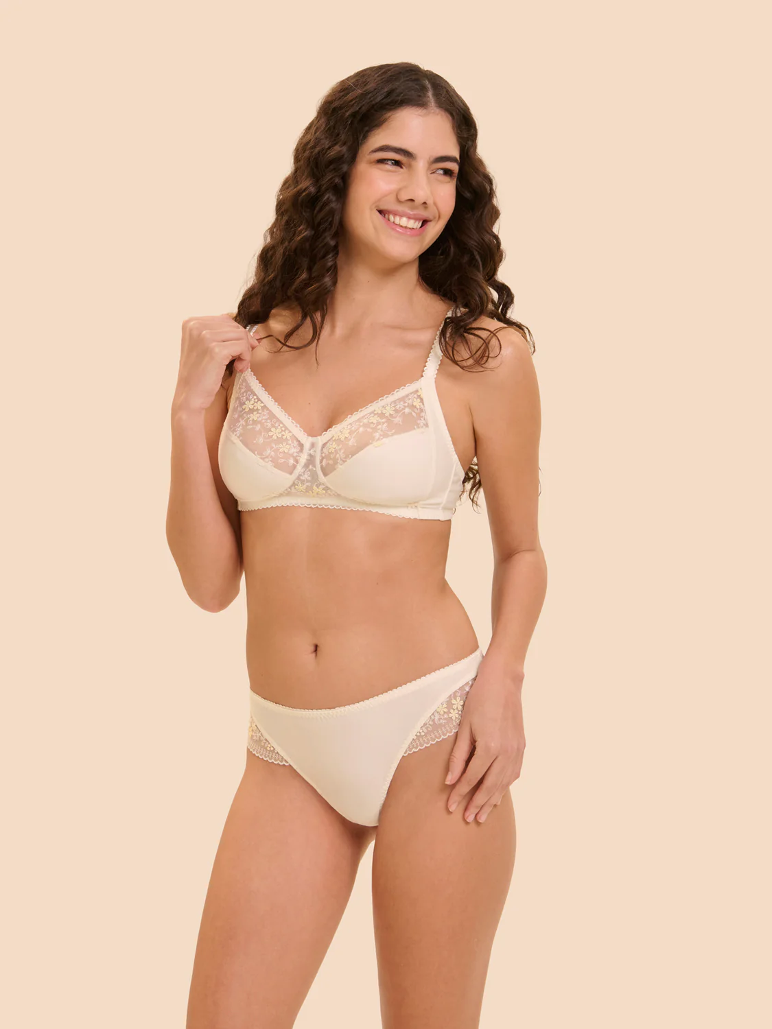Soutien-gorge sans-armatures structuré - Naturel - Image 4
