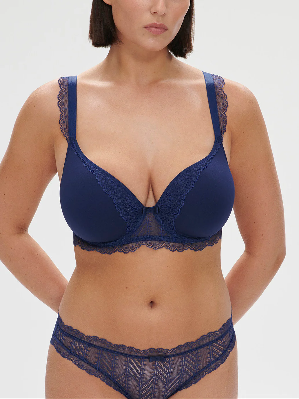 Soutien-gorge spacer décolleté plongeant - Midnight - Image 3